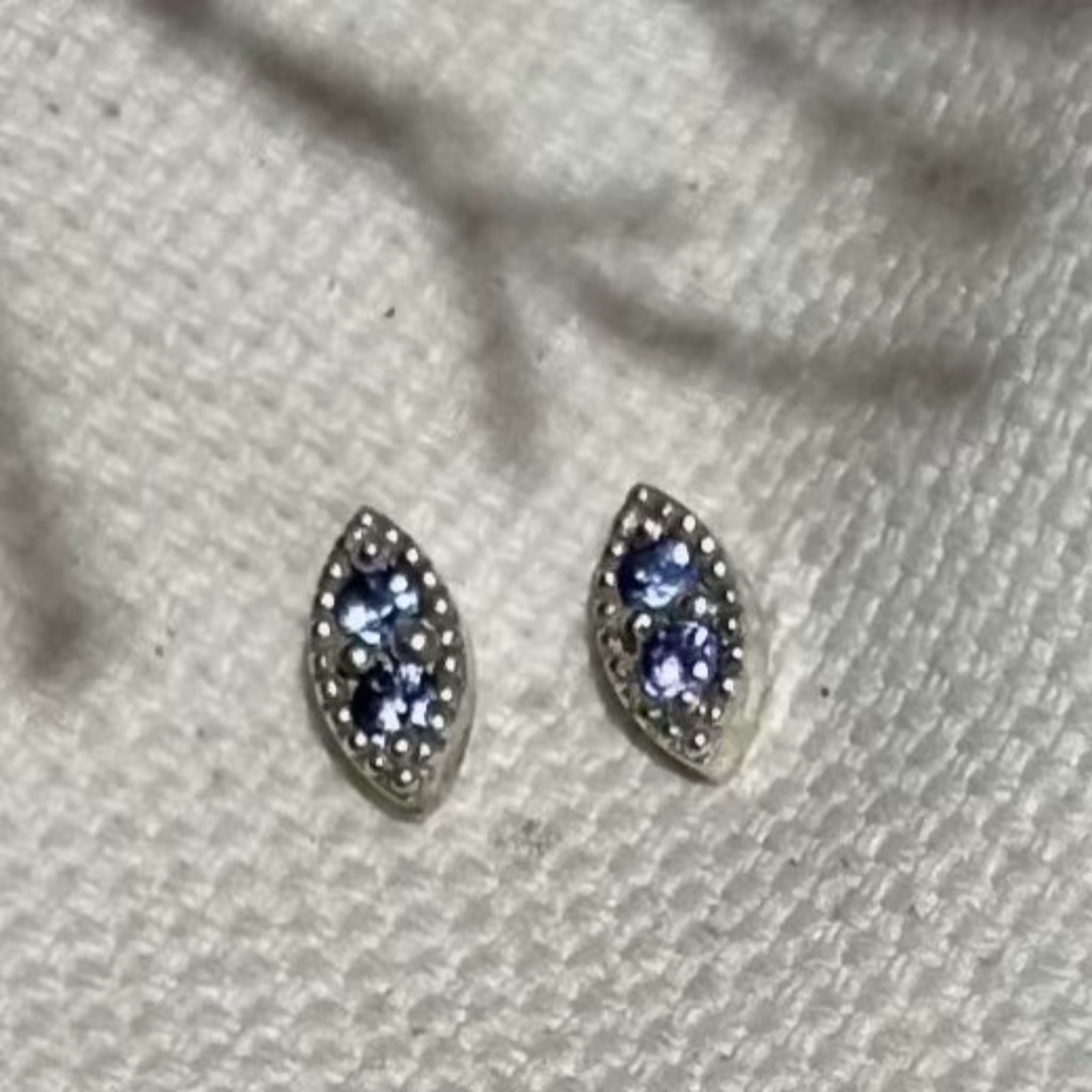 DSG Gemstone Leaf Earring